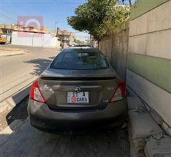 نيسان فيرسا